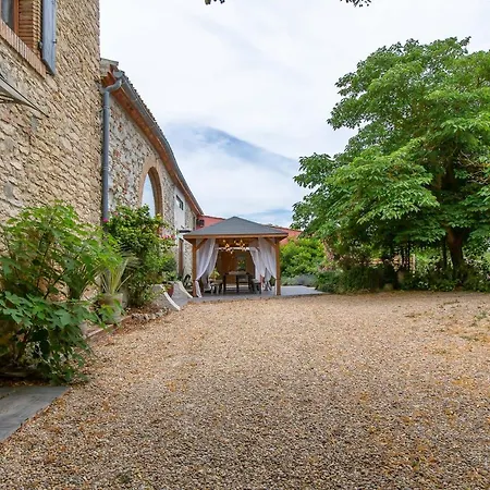 Rose Guest house *