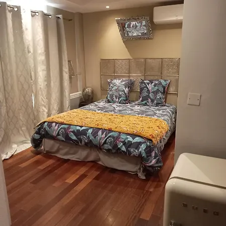Rose Guest house